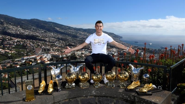 Cristiano Ronaldo mostró todos sus premios en Madeira y recordó sus orígenes Cristiano Ronaldo mostró todos sus premios en Madeira y recordó sus orígenes