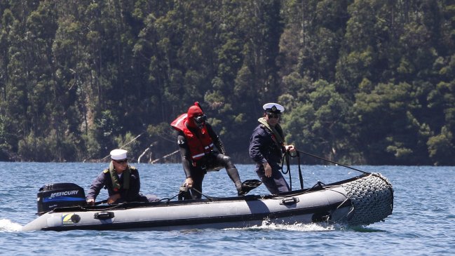 Los Lagos: Dos turistas están desaparecidas tras naufragio de embarcación en Hualaihué Los Lagos: Dos turistas están desaparecidas tras naufragio de embarcación en Hualaihué