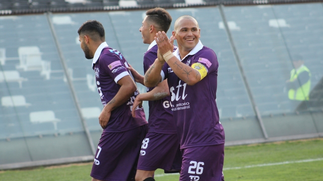 Humberto Suazo dejó San Antonio y se enfocará completamente en su club de barrio