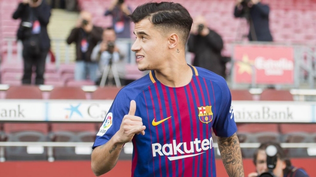Coutinho firmó su contrato y se convirtió en jugador de FC Barcelona Coutinho firmó su contrato y se convirtió en jugador de FC Barcelona