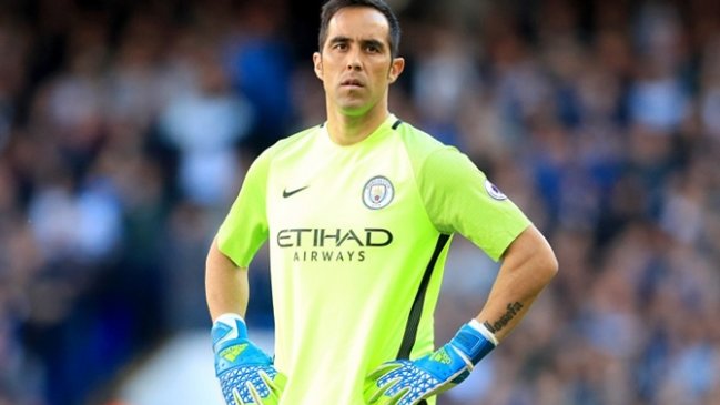 Claudio Bravo se sumó al repudio por hombres que provocaron accidente de tránsito Claudio Bravo se sumó al repudio por hombres que provocaron accidente de tránsito