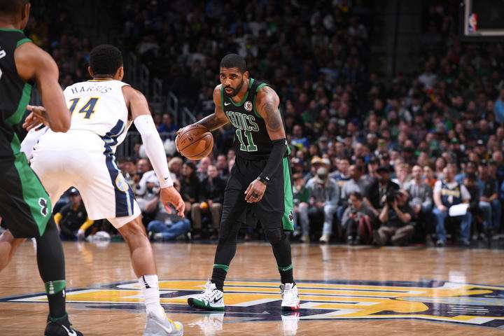 Kyrie Irving le da otra victoria con suspenso a los Celtics