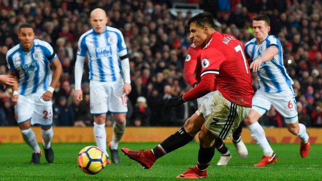 Mourinho sobre gol de Alexis: No fue como en sus sueños pero valió Mourinho sobre gol de Alexis: No fue como en sus sueños pero valió