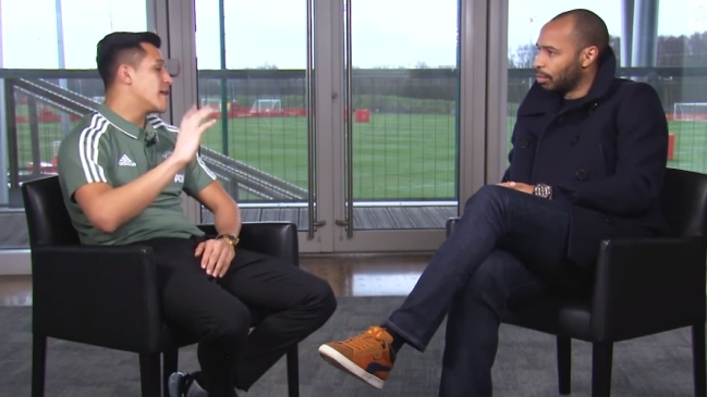 Alexis Sánchez en entrevista con Henry: Vine a Manchester United para ganar todo Alexis Sánchez en entrevista con Henry: Vine a Manchester United para ganar todo