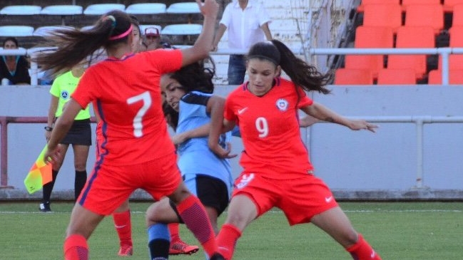 Chile sub 17 perdió ante Uruguay en el inicio de Copa Provincia de Buenos Aires de fútbol femenino Chile sub 17 perdió ante Uruguay en el inicio de Copa Provincia de Buenos Aires de fútbol femenino