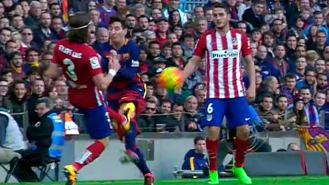 Filipe Luis: No me avergüenzo de la falta que le hice a Lionel Messi Filipe Luis: No me avergüenzo de la falta que le hice a Lionel Messi