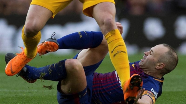 Andrés Iniesta sufrió lesión en el bíceps femoral de la pierna derecha Andrés Iniesta sufrió lesión en el bíceps femoral de la pierna derecha