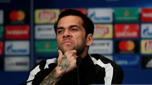 Daniel Alves fue tildado de 