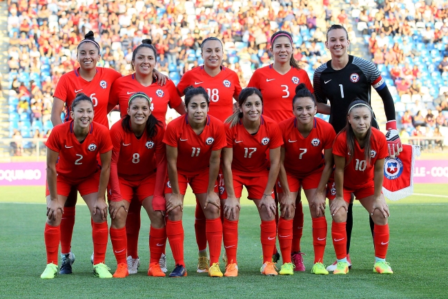 Christiane Endler: La Copa América es clave para profesionalizar el fútbol femenino Christiane Endler: La Copa América es clave para profesionalizar el fútbol femenino