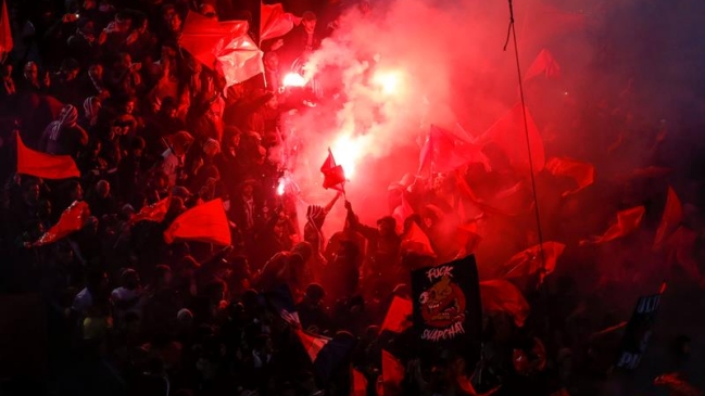 Siete hinchas de PSG fueron sancionados por llevar bengalas en duelo ante Real Madrid Siete hinchas de PSG fueron sancionados por llevar bengalas en duelo ante Real Madrid
