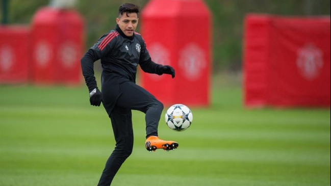 Alexis Sánchez: Nunca te des por vencido si sientes que puedes seguir luchando. Alexis Sánchez: Nunca te des por vencido si sientes que puedes seguir luchando.