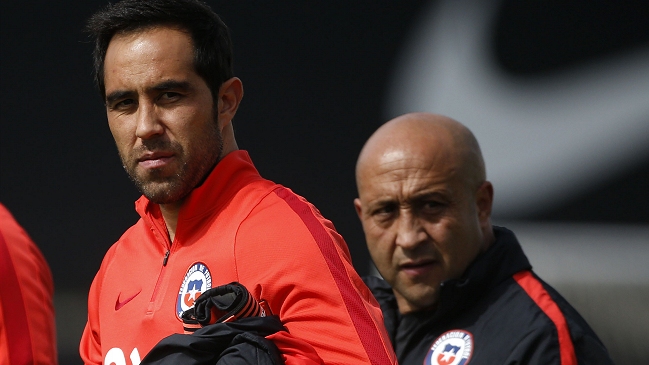 José Ovalle, ex preparador de arqueros de la Roja: Denigrar el físico de una persona no es la forma de ejemplificar José Ovalle, ex preparador de arqueros de la Roja: Denigrar el físico de una persona no es la forma de ejemplificar