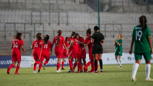 Chile batió a Bolivia y consiguió su primera victoria en el Sudamericano femenino sub 17 Chile batió a Bolivia y consiguió su primera victoria en el Sudamericano femenino sub 17