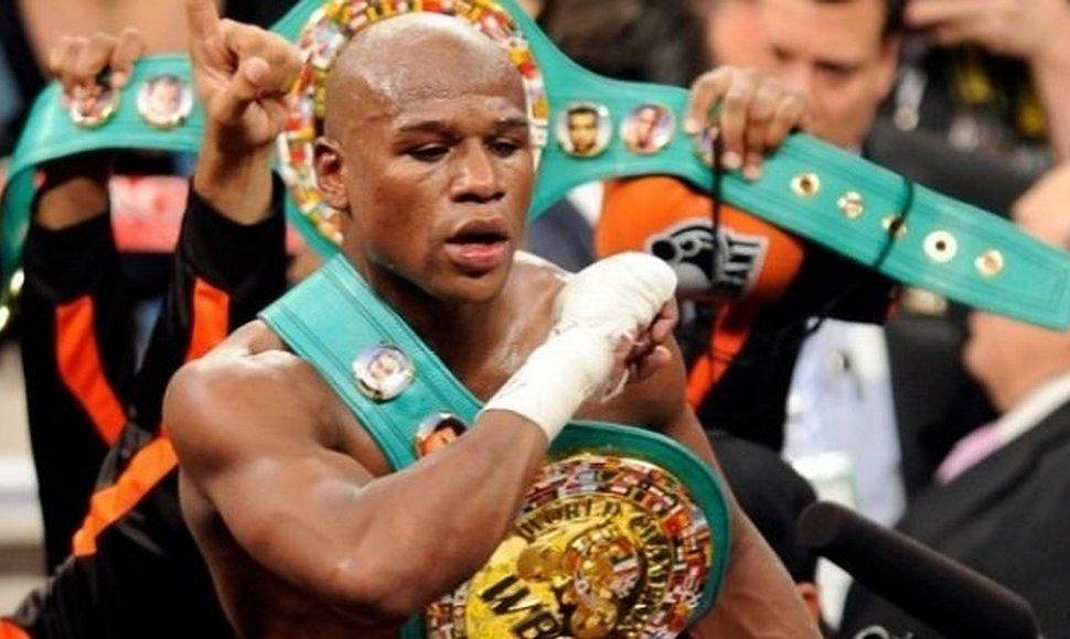 El fútbol es la nueva tentación de Floyd Mayweather El fútbol es la nueva tentación de Floyd Mayweather