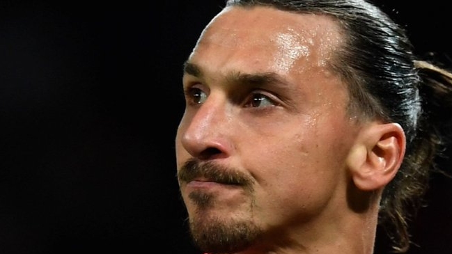 Manchester United confirmó la salida de Zlatan Ibrahimovic Manchester United confirmó la salida de Zlatan Ibrahimovic