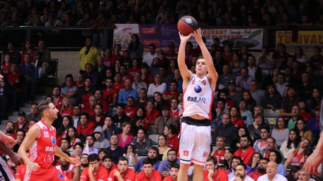 Las Animas doblegó a Valdivia y quedó a un triunfo del título de la Conferencia Sur
