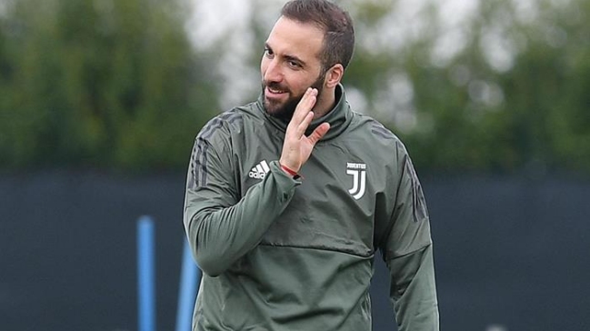 Diario español sobre Higuaín: el nueve más insultado del mundo Diario español sobre Higuaín: el nueve más insultado del mundo