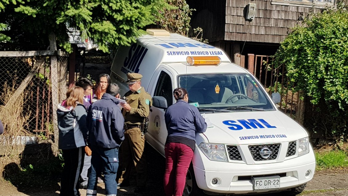 Chiloé: Joven murió electrocutado mientras instalaba un timbre en una casa Chiloé: Joven murió electrocutado mientras instalaba un timbre en una casa