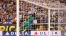 Recordamos grandes atajadas de Claudio Bravo en su cumpleaños 35
