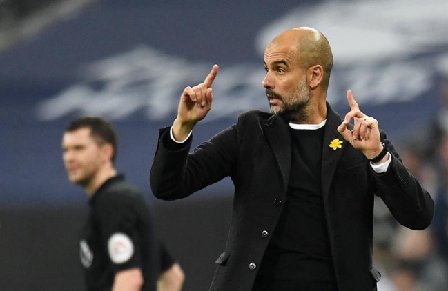 Fichaje de juvenil argentino complica a Manchester City Fichaje de juvenil argentino complica a Manchester City