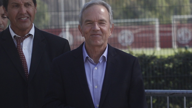 La primera conferencia de prensa de Gabriel Ruiz-Tagle como nuevo presidente de Blanco y Negro