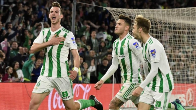Betis ratificó su buen momento con triunfo sobre Málaga de Manuel Iturra Betis ratificó su buen momento con triunfo sobre Málaga de Manuel Iturra
