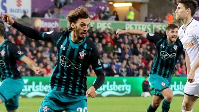 Southampton superó Swansea y West Bromwich consumó su descenso de la Premier League Southampton superó Swansea y West Bromwich consumó su descenso de la Premier League