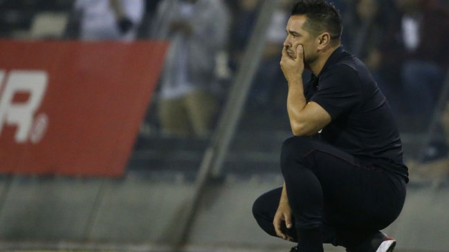Héctor Tapia explicó por qué dejó fuera a Jorge Valdivia de la cita con Deportes Iquique Héctor Tapia explicó por qué dejó fuera a Jorge Valdivia de la cita con Deportes Iquique