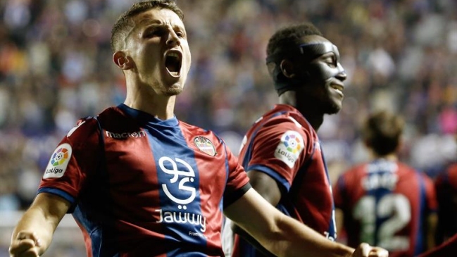 Levante acabó con el invicto de FC Barcelona en la penúltima fecha Levante acabó con el invicto de FC Barcelona en la penúltima fecha