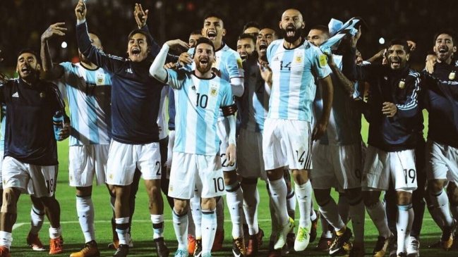 Jorge Sampaoli anunció nómina preliminar de Argentina para el Mundial Jorge Sampaoli anunció nómina preliminar de Argentina para el Mundial