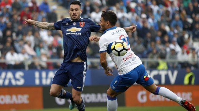 El encendido clásico universitario que se disputó en San Carlos de Apoquindo El encendido clásico universitario que se disputó en San Carlos de Apoquindo