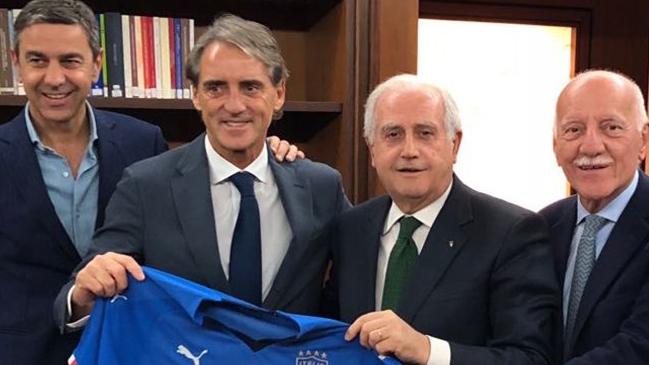 Italia anunció a Roberto Mancini como nuevo seleccionador Italia anunció a Roberto Mancini como nuevo seleccionador