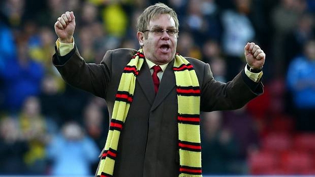 Hijo de Elton John firmó en la cantera de Watford Hijo de Elton John firmó en la cantera de Watford