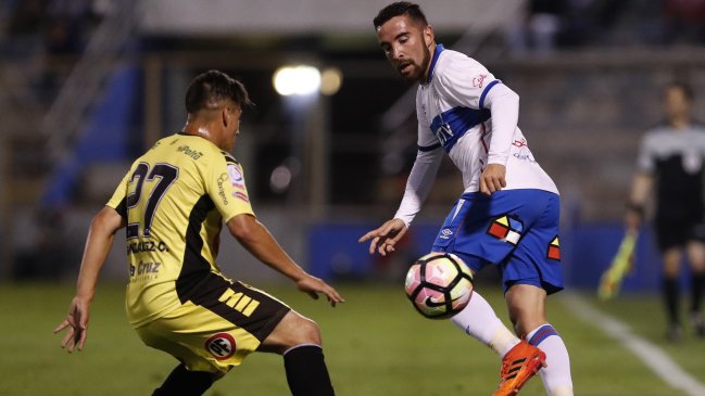 Universidad Católica perderá durante un mes a Fernando Cordero por un esguince Universidad Católica perderá durante un mes a Fernando Cordero por un esguince