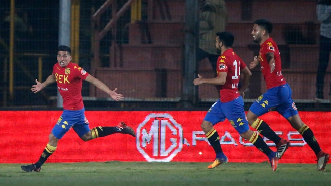 Unión Española venció a Colo Colo tras una gran remontada en el Estadio Santa Laura Unión Española venció a Colo Colo tras una gran remontada en el Estadio Santa Laura
