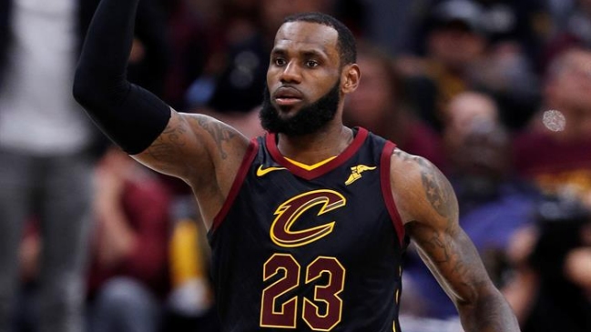 LeBron James tiene más puntos que Abdul-Jabbar en los play-offs LeBron James tiene más puntos que Abdul-Jabbar en los play-offs