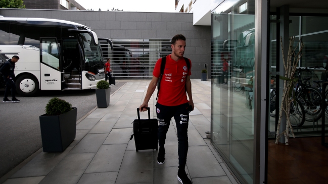 La selección chilena llegó a Europa para enfrentar tres partidos amistosos La selección chilena llegó a Europa para enfrentar tres partidos amistosos