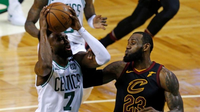 Boston Celtics venció a Cleveland Cavaliers y retomó la ventaja en las finales del Este Boston Celtics venció a Cleveland Cavaliers y retomó la ventaja en las finales del Este
