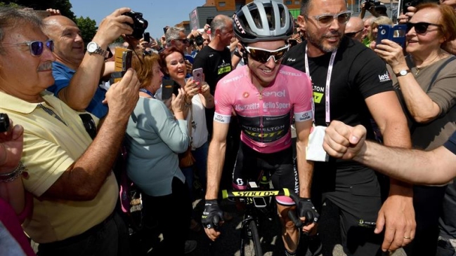 Simon Yates mantuvo la Simon Yates mantuvo la