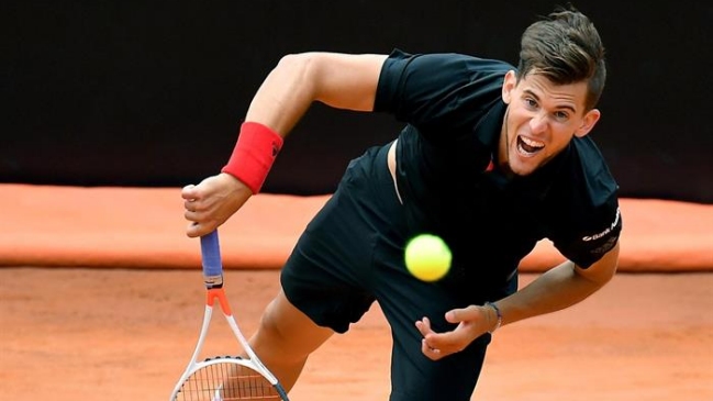 Dominic Thiem pasó a semifinales en Lyon tras eliminar a Guillermo García-López Dominic Thiem pasó a semifinales en Lyon tras eliminar a Guillermo García-López