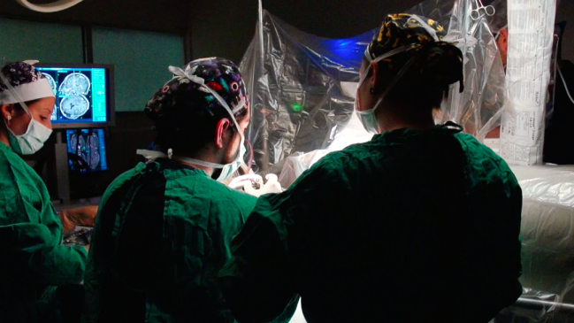 Región de O'Higgins podrá realizar cirugías para mejorar calidad de vida a pacientes con Parkinson