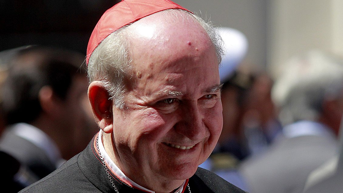 Diario italiano ratifica salida de Errázuriz del consejo cardenalicio del papa