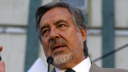   Alejandro Guillier: 