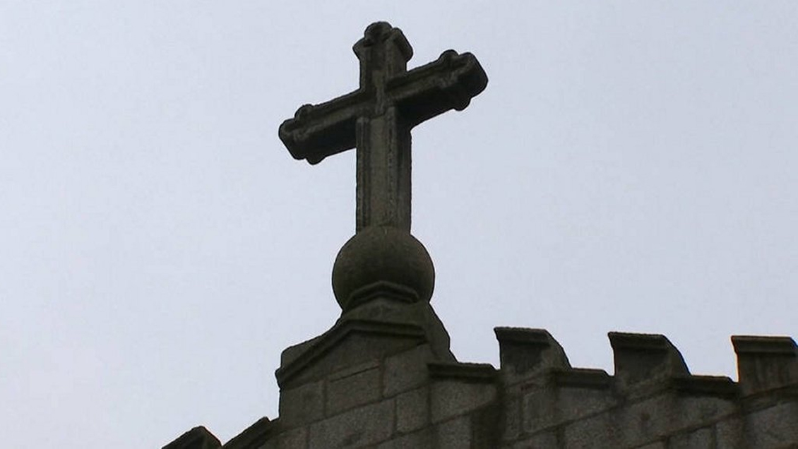 Iglesia Católica de EE.UU. encubrió a 500 curas acusados de pederastia