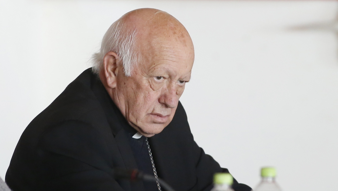 Defensa de Ezzati apelará a la decisión de seguir investigando al arzobispo