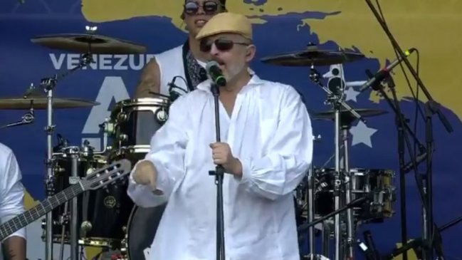 Miguel Bosé en Venezuela: Bachelet mueve tus nalgas y ven aquí