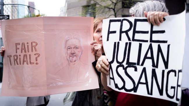 Grupo sobre Detenciones Arbitrarias de la ONU pidió al Reino Unido liberar a Assange