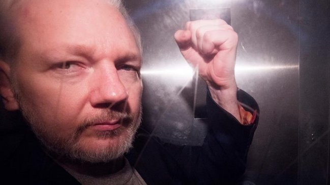 EEUU presentó 18 nuevos cargos contra Assange que arriesga hasta 170 años de prisión