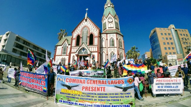 Más de 200 personas marcharon en Arica en rechazo a la consulta para modificar la Ley Indígena