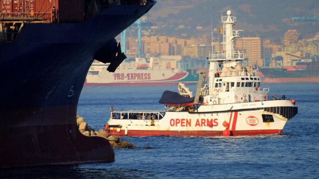 Open Arms urge a Europa a recibir a 147 inmigrantes varados en mar